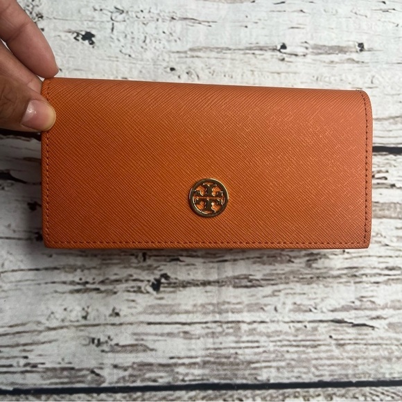 Tory Burch Accessories - Tory Burch Sunglasses Case